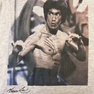 Official Bruce Lee Enter the Dragon Graphic T-Shirt Men's Medium Heather Gray